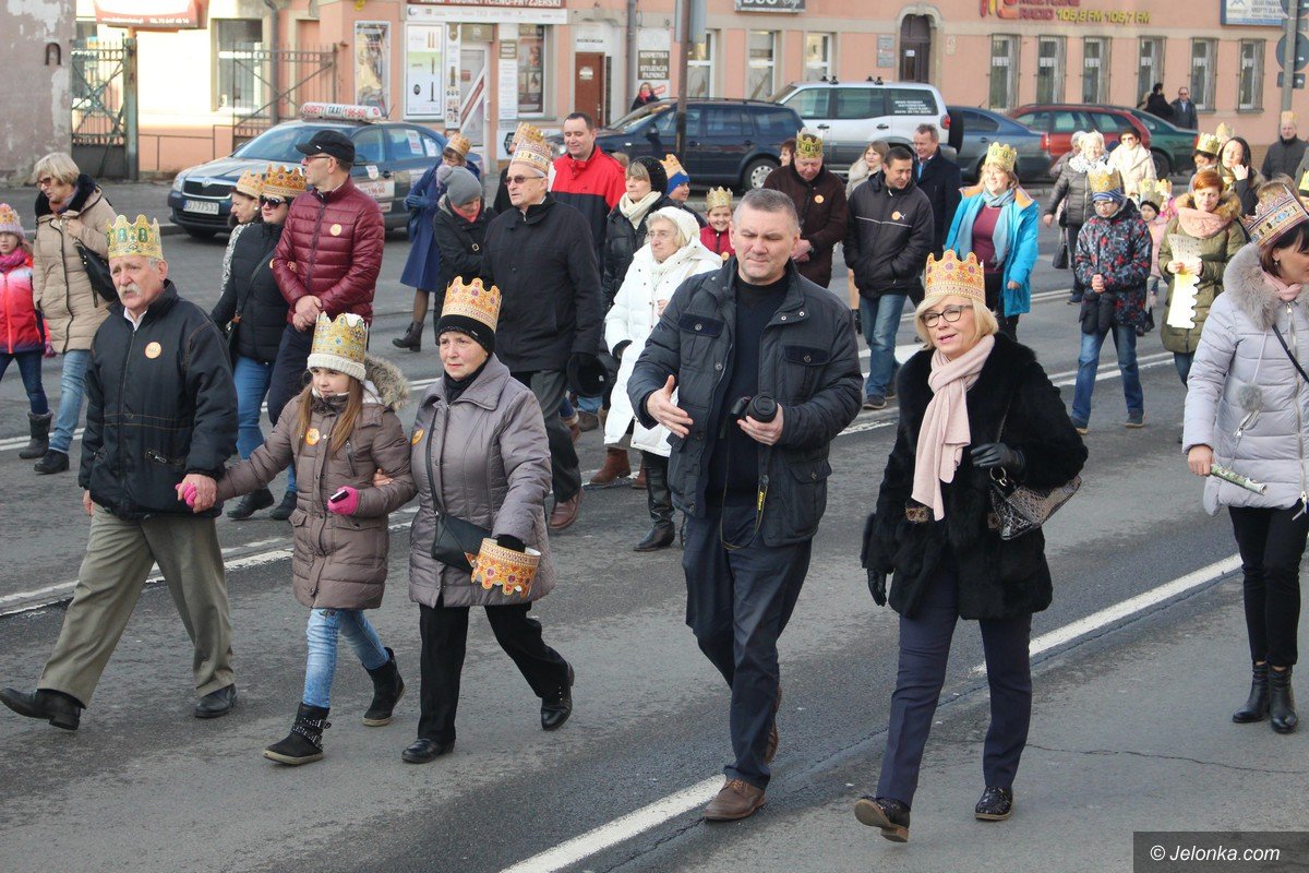 orszak-trzech-kroli-przyciagna-tumy-foto-72882