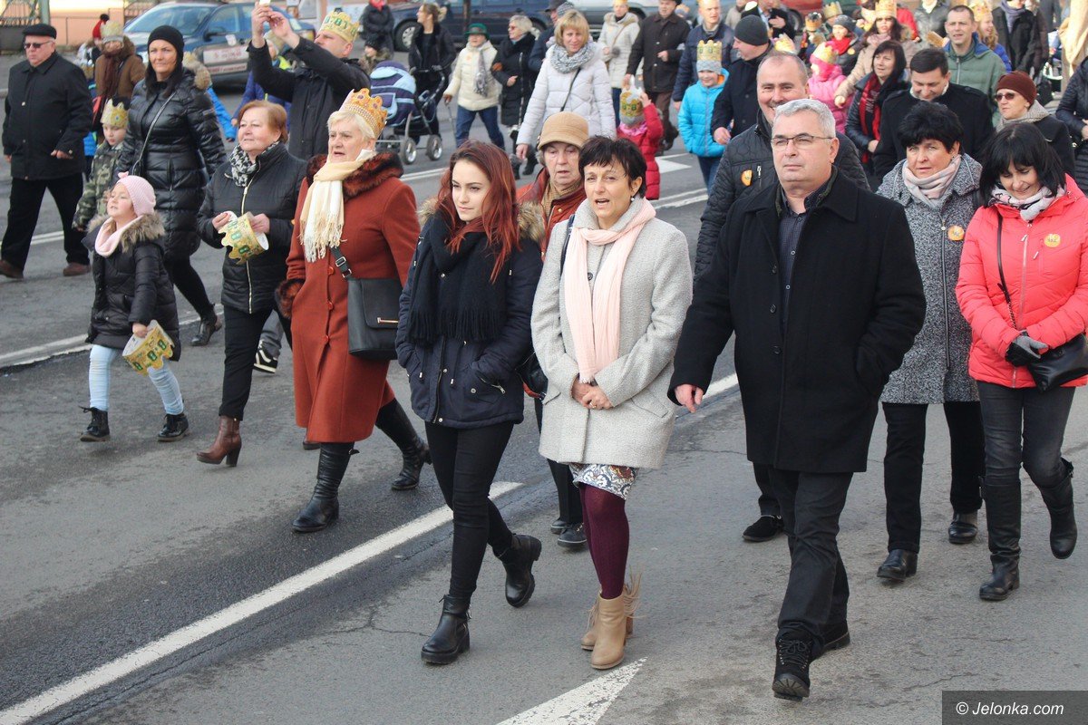 orszak-trzech-kroli-przyciagna-tumy-foto-72882