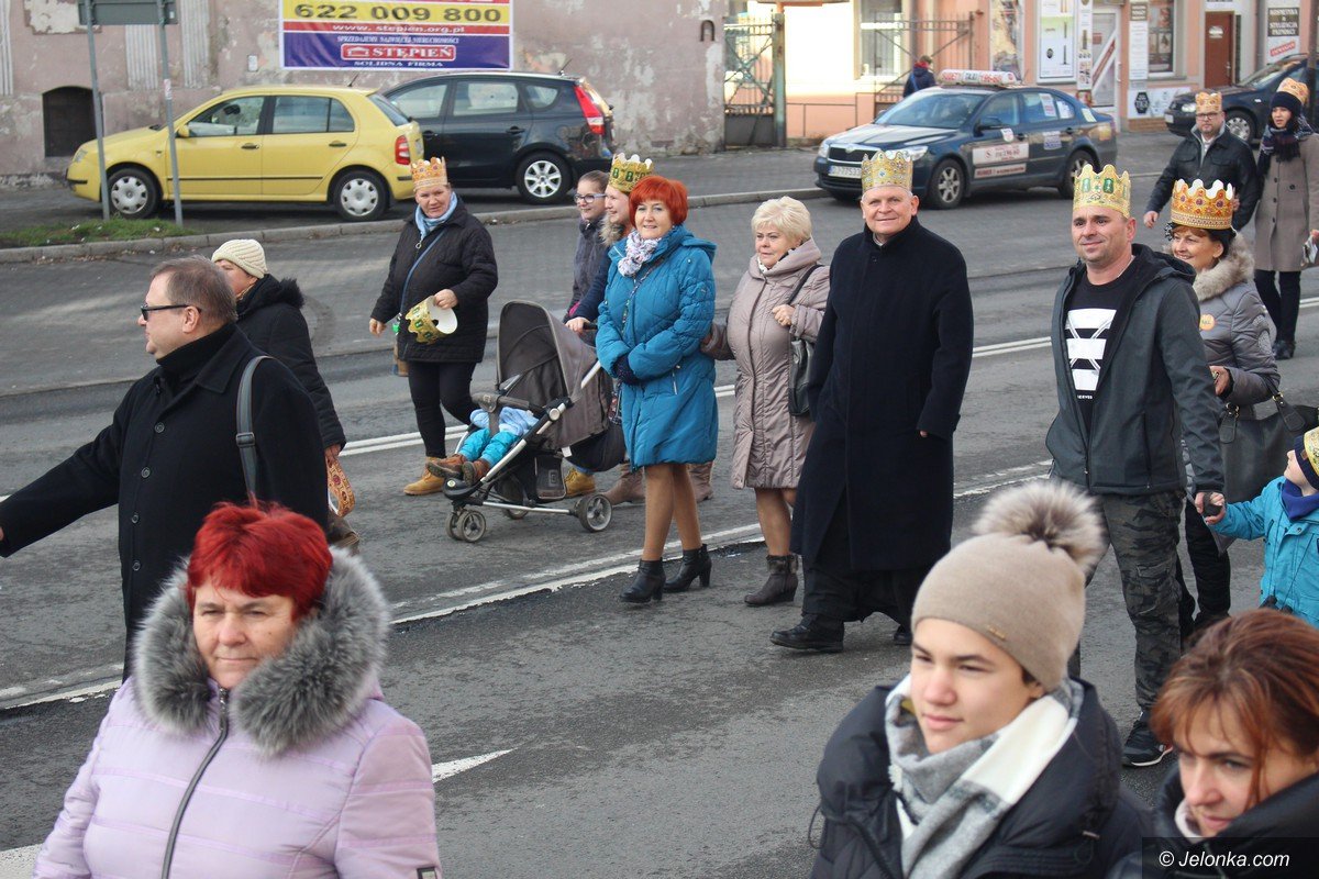 orszak-trzech-kroli-przyciagna-tumy-foto-72882