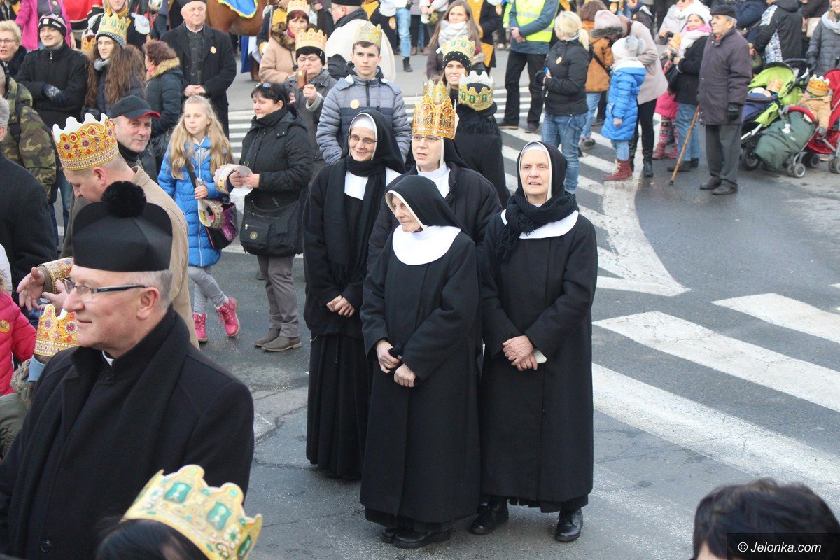 orszak-trzech-kroli-przyciagna-tumy-foto-72882