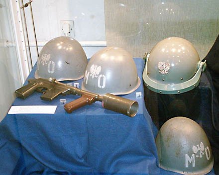 Eksponaty z lat stanu wojennego można było oglądać na wystawie w Muzeum Karkonoskim