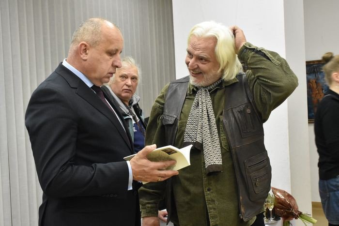 wernisaz-wystawy-marka-ciesli-w-odk-foto-72911