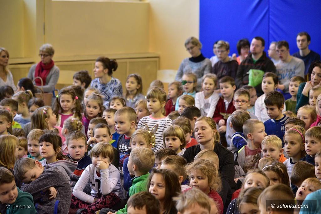 jaseka-w-sp-8-dzieci-dzieciom-foto-72978