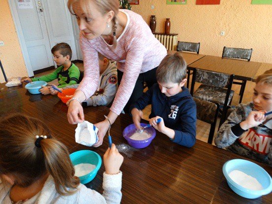 aktywne-i-artystyczne-ferie-w-mdk-foto-73059
