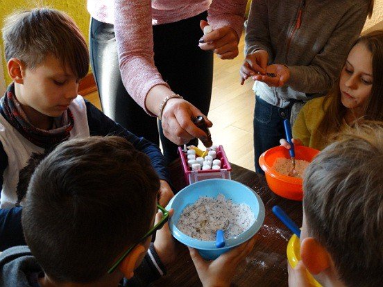 aktywne-i-artystyczne-ferie-w-mdk-foto-73059