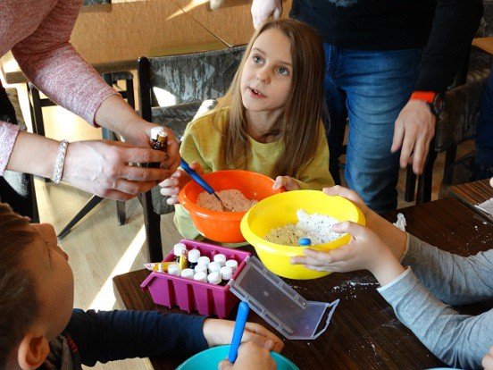 aktywne-i-artystyczne-ferie-w-mdk-foto-73059
