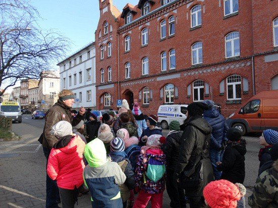 aktywne-i-artystyczne-ferie-w-mdk-foto-73059