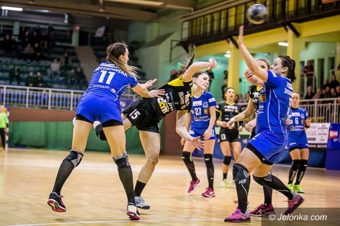 ruch-zrewanzowa-sie-jeleniogorzankom-foto-73103