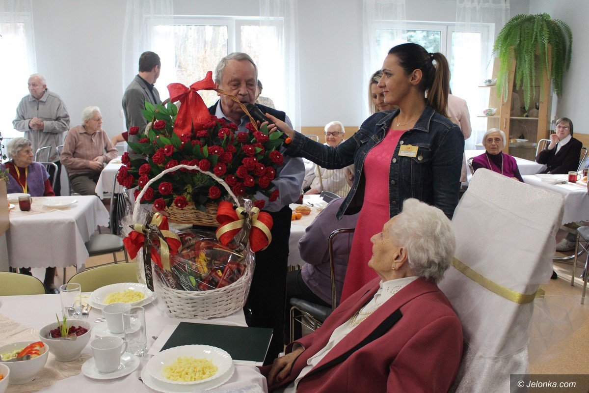 200-lat-spiewali-wyjatkowej-jubilatce-foto-73280