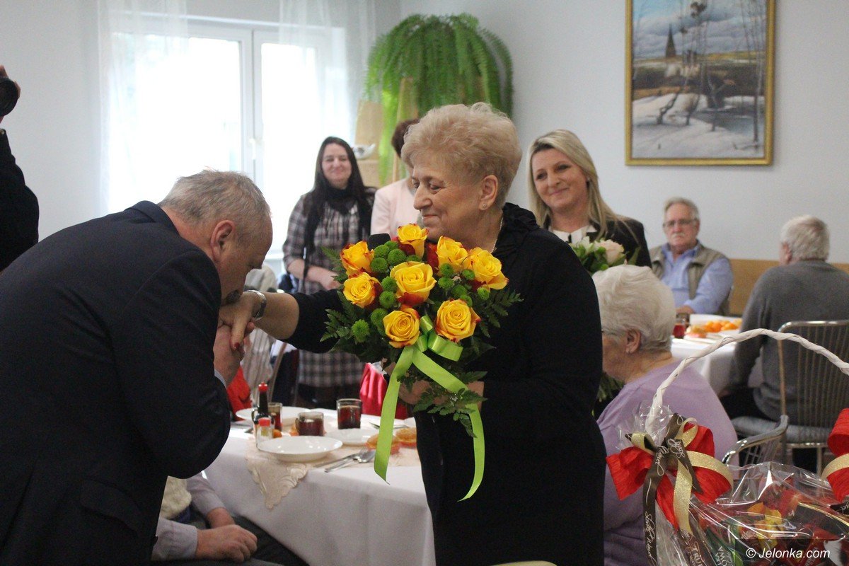 200-lat-spiewali-wyjatkowej-jubilatce-foto-73280