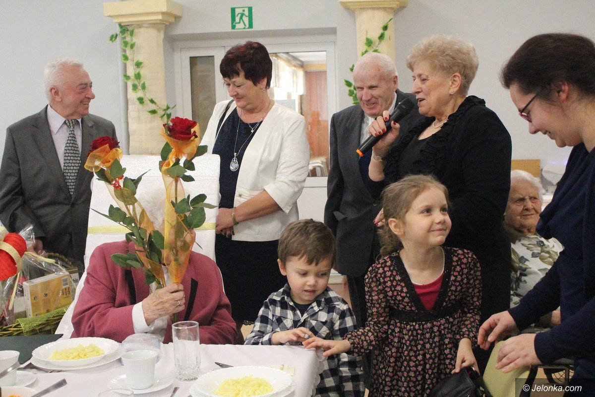 200-lat-spiewali-wyjatkowej-jubilatce-foto-73280