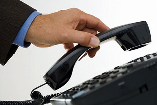 Słysząc prośbę o podaniu swoich danych osobowych przez telefon, lepiej odłożyć słuchawkę.