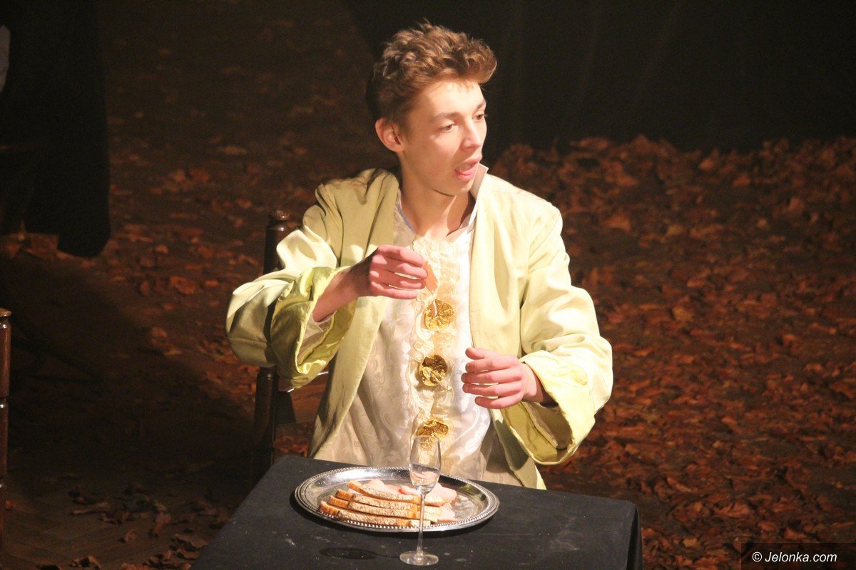 teatr-na-progu-z-perekami-literatury-foto-73331