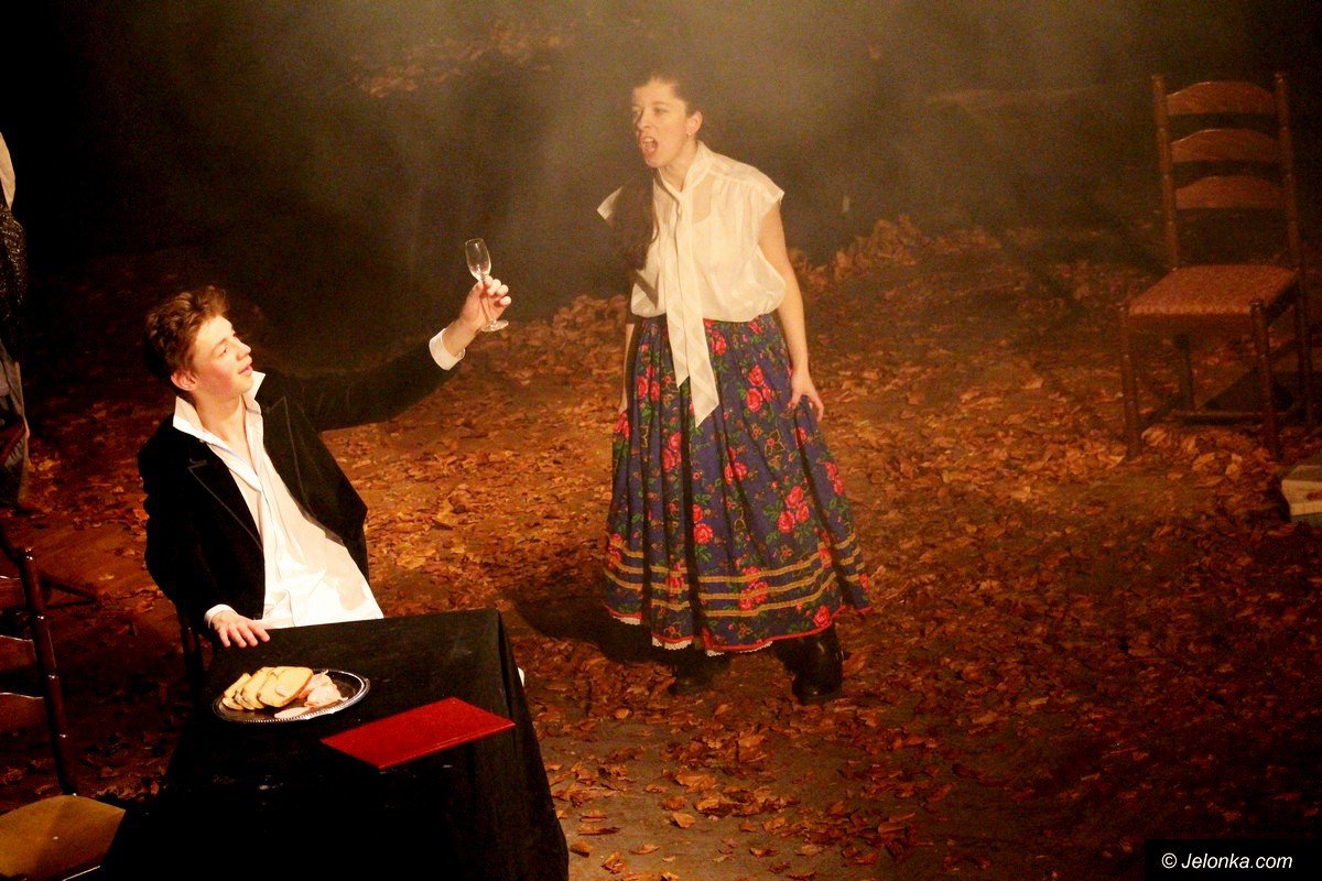 teatr-na-progu-z-perekami-literatury-foto-73331