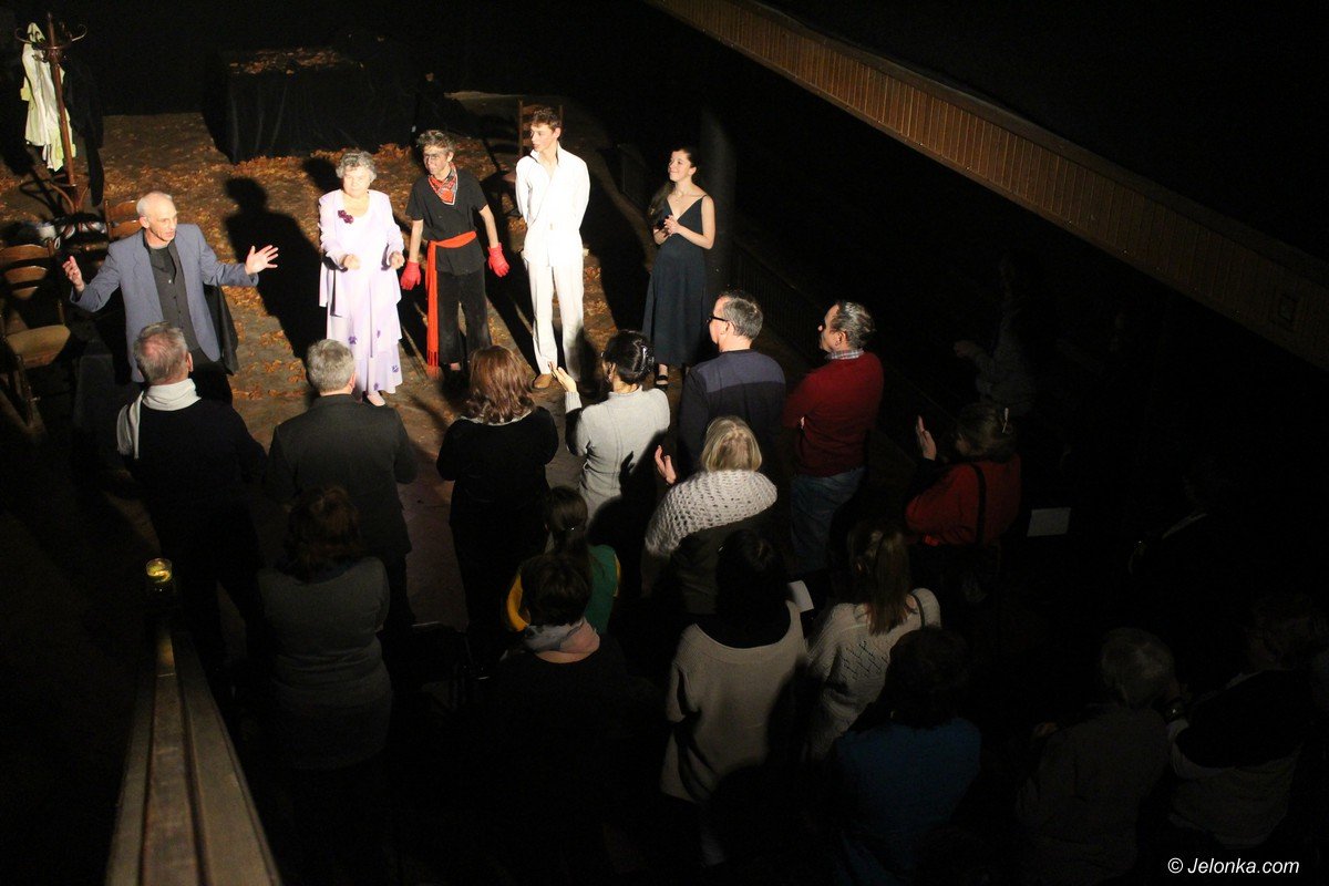 teatr-na-progu-z-perekami-literatury-foto-73331