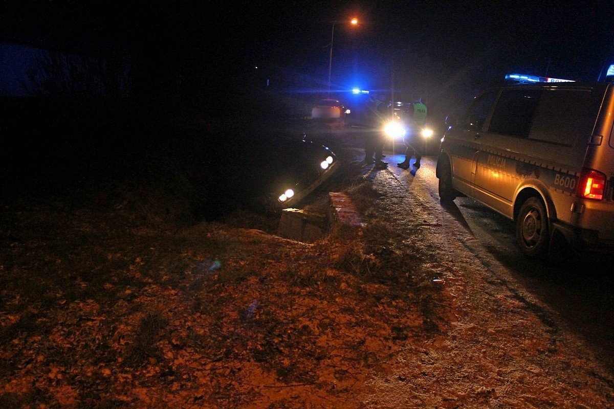 policjanci-w-poscigu-musieli-uzyc-broni-foto-video-73355