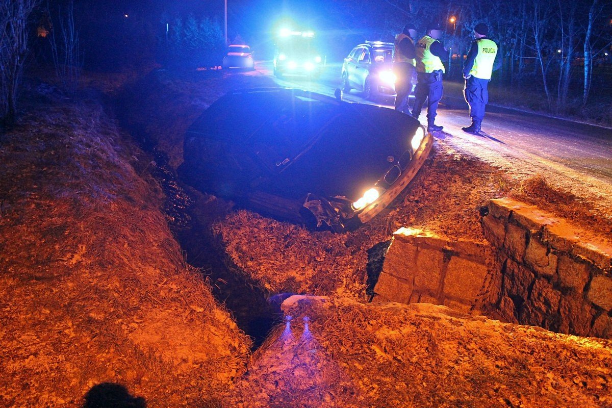 policjanci-w-poscigu-musieli-uzyc-broni-foto-video-73355