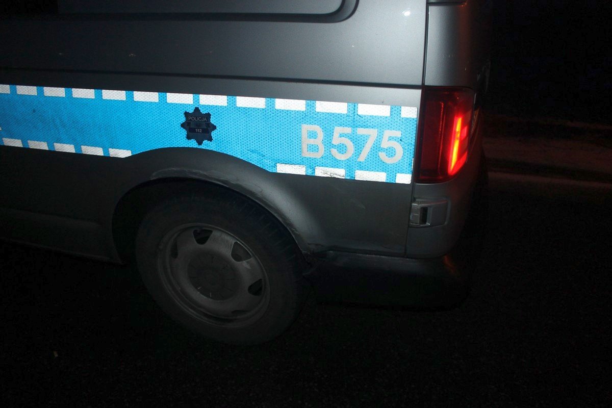 policjanci-w-poscigu-musieli-uzyc-broni-foto-video-73355