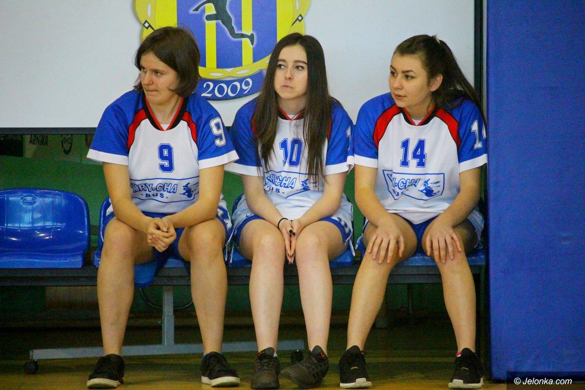 uczennice-sniadeckiego-mistrzyniami-w-futsalu-foto-73416