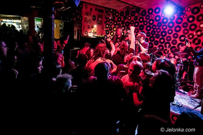 zielone-zabki-rozbujay-klub-kulturalny-foto-73447