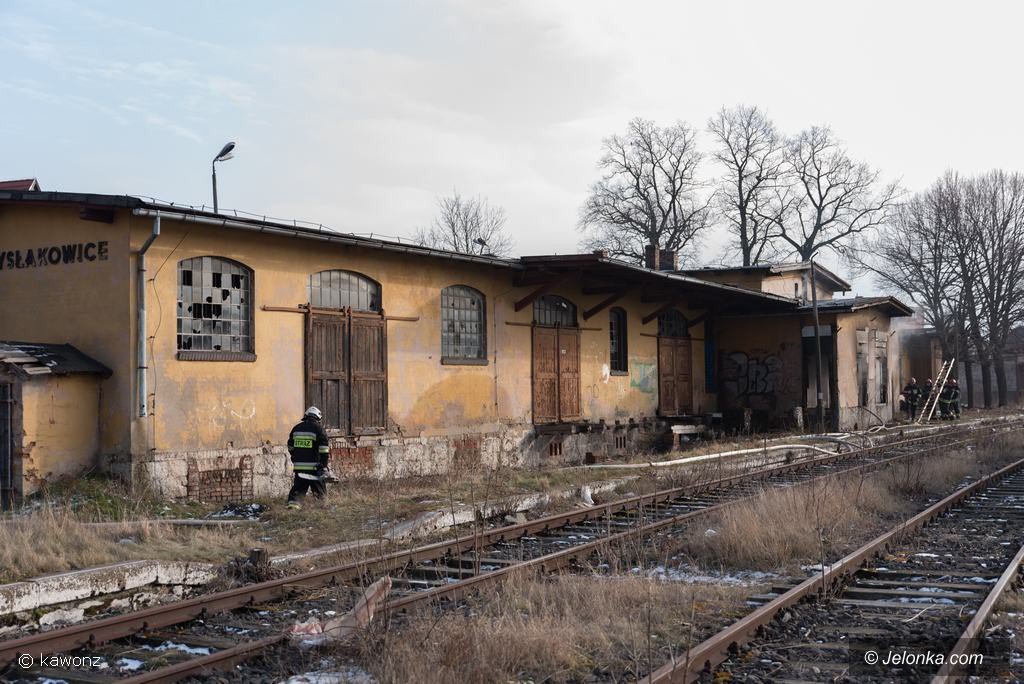 pozar-na-dawnym-dworcu-w-mysakowicach-foto-73448
