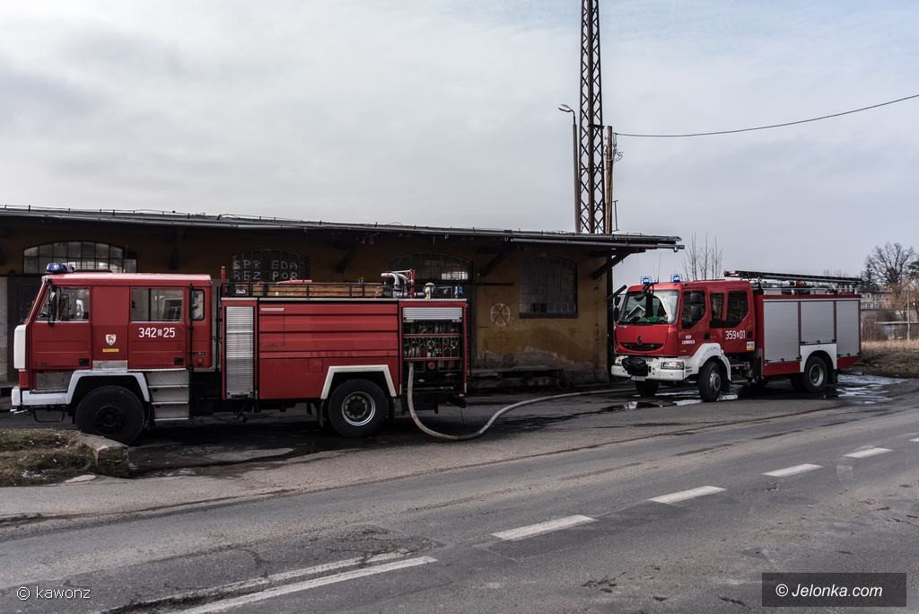 pozar-na-dawnym-dworcu-w-mysakowicach-foto-73448