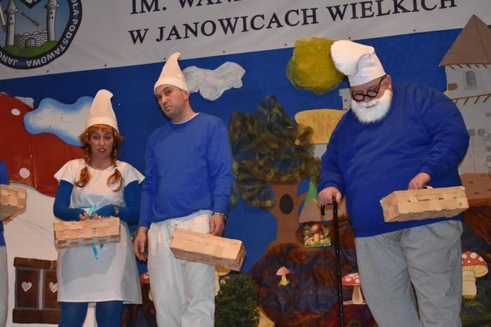smerfny-spektakl-w-janowicach-wielkich-foto-73450