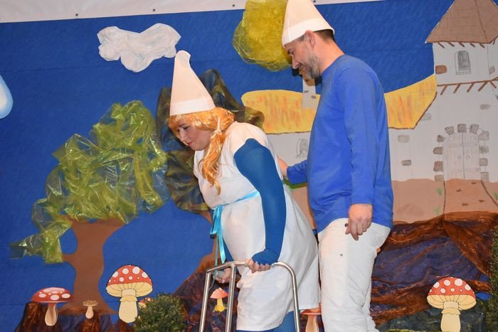 smerfny-spektakl-w-janowicach-wielkich-foto-73450