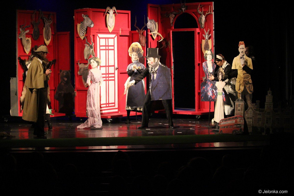 zta-sherlock-holmes-rozwika-zagadke-foto-73481