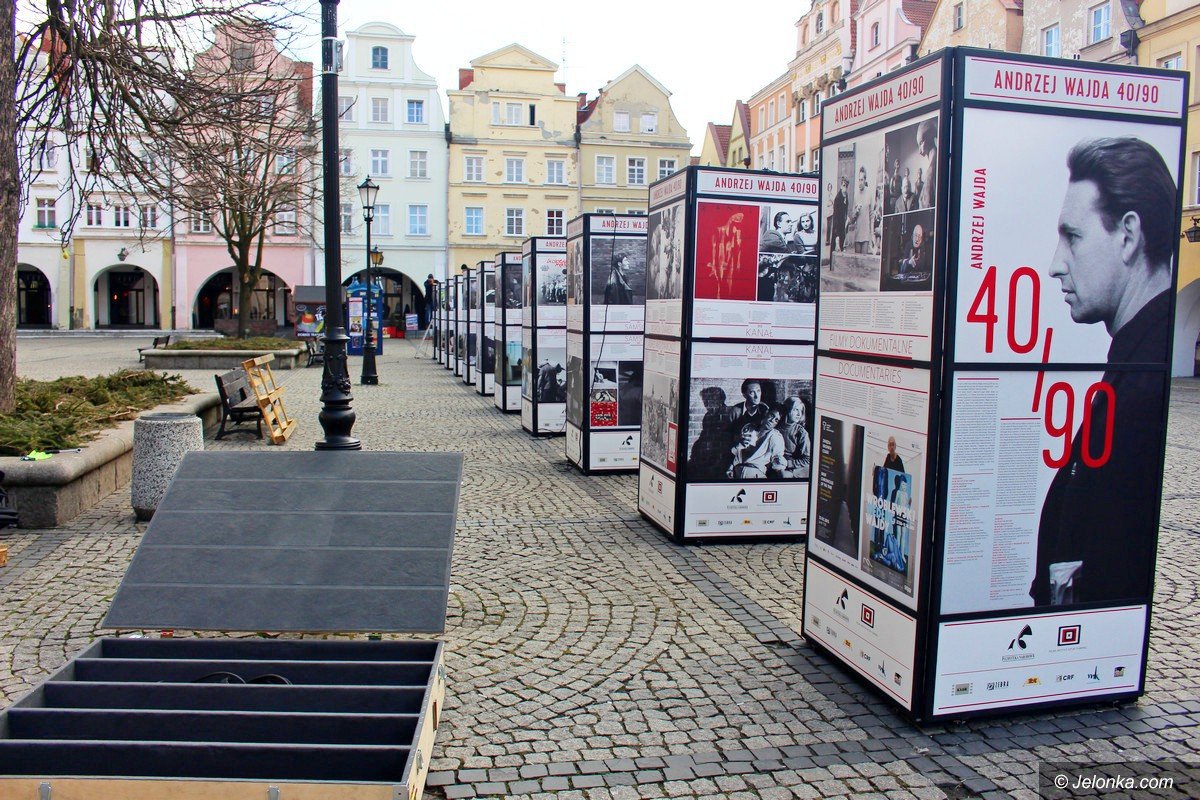 tworczosc-andrzeja-wajdy-w-rynku-foto-73519