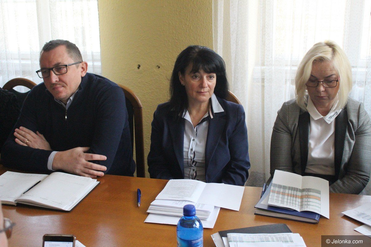 prezydent-wycofa-sie-z-likwidacji-szkoy-przy-lesnej-aktualizacja-foto-73601