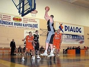 sudety-tarnovia-relacja-i-foto-z-meczu-koszykowki-7361