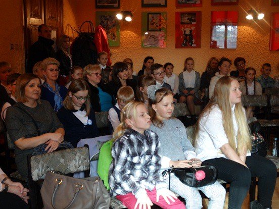 pieknie-mowili-wierszem-i-proza-w-mdk-foto-73684