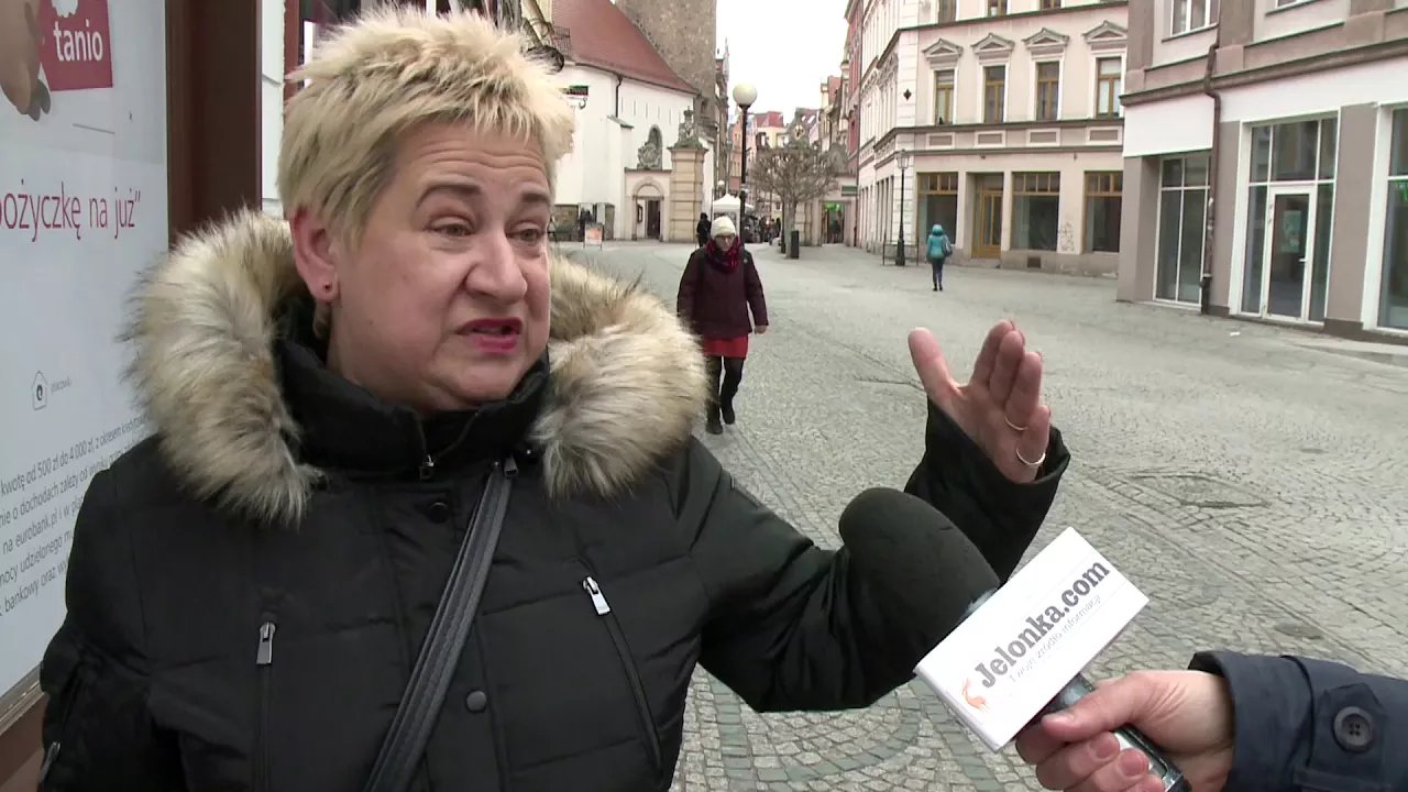 ustawa-o-zakazie-handlu-w-niedziele-bublem-prawnym-73688
