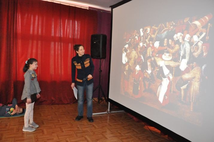 miedzypokoleniowe-tance-w-kregu-foto-73737