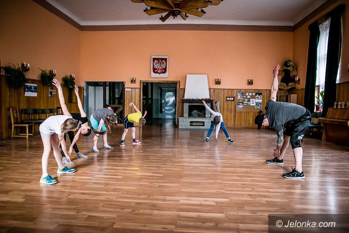 dzieci-z-harcowki-trenuja-z-janikiem-foto-73764