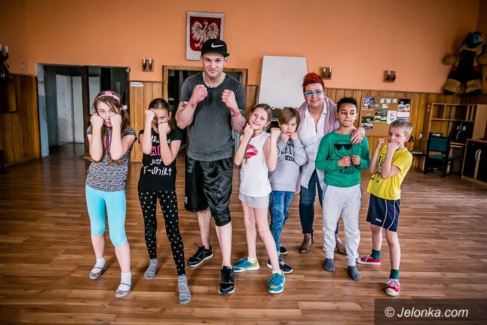 dzieci-z-harcowki-trenuja-z-janikiem-foto-73764