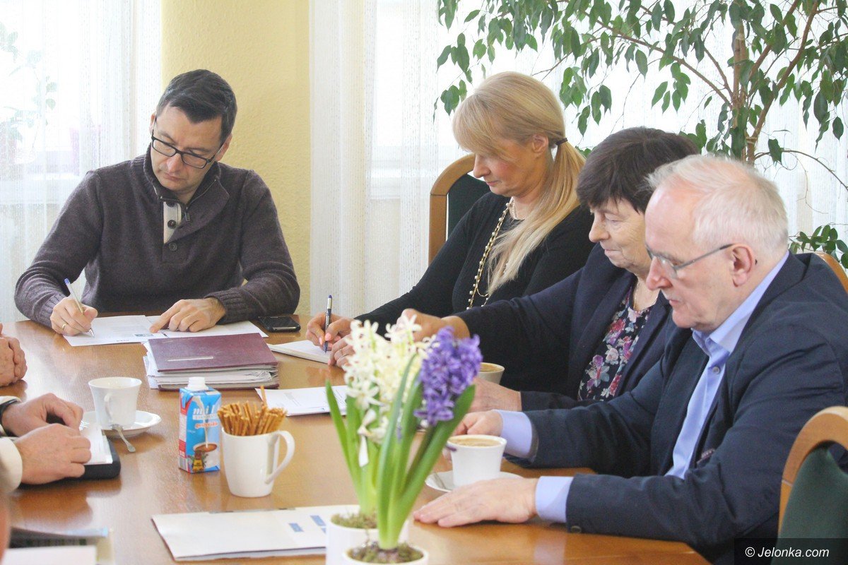 teatr-im-norwida-jednak-bez-remontu-foto-73774
