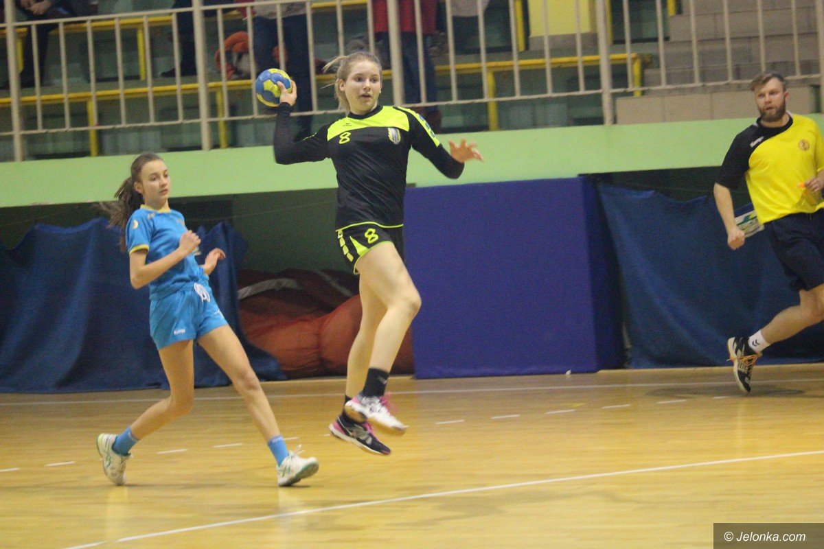 demolka-w-lidze-modziczek-foto-73814