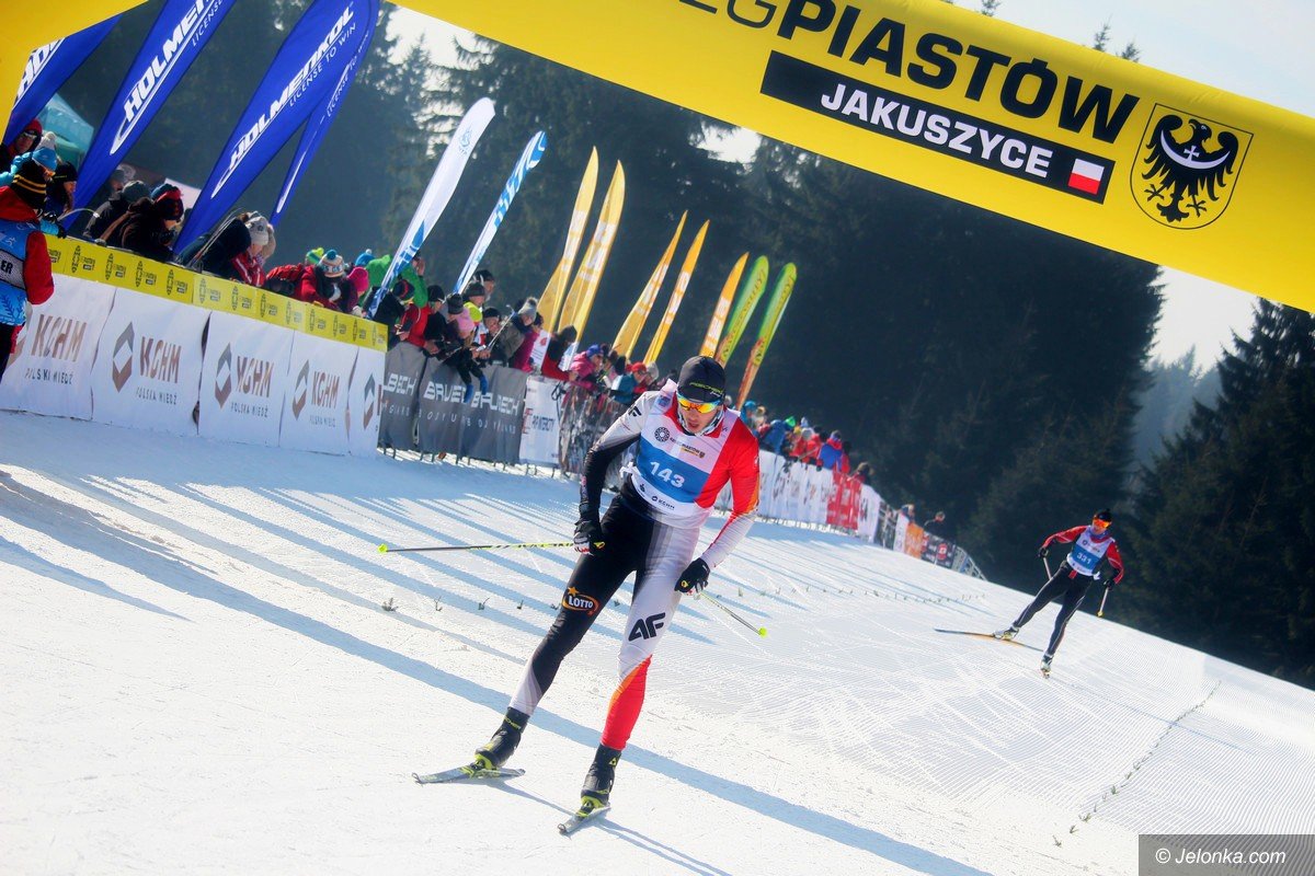 fotorelacja-z-piatkowego-biegu-piastow-foto-73828