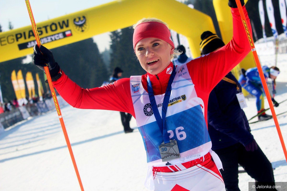 fotorelacja-z-piatkowego-biegu-piastow-foto-73828