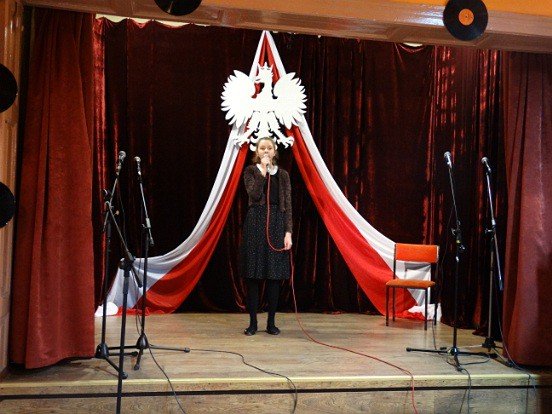 patriotyczne-nuty-w-modziezowym-domu-kultury-foto-73831