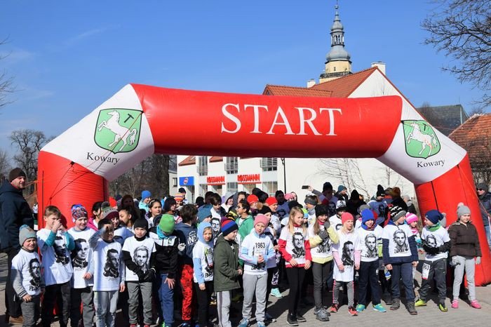 tumnie-pobiegli-tropem-wilczym-foto-73854