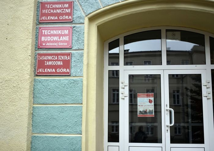mundurowi-i-uczniowie-w-akcji-spokrewnieni-suzba-foto-73896