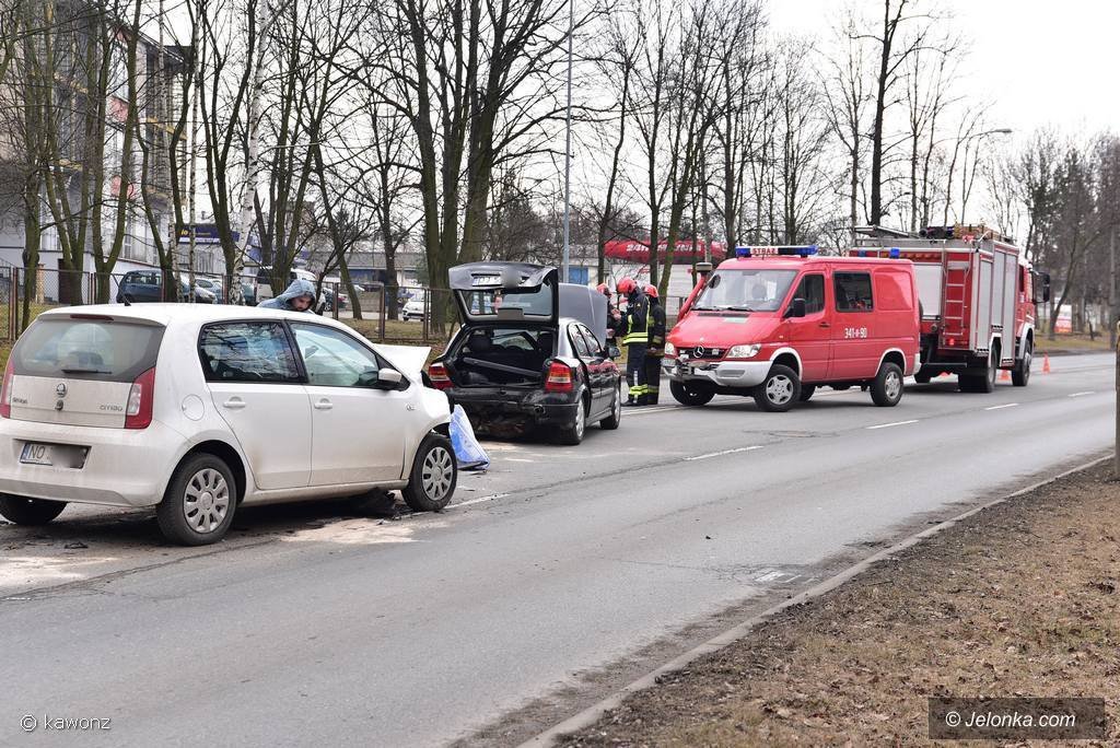 zderzenie-w-poblizu-zajezdni-mzk-foto-73924