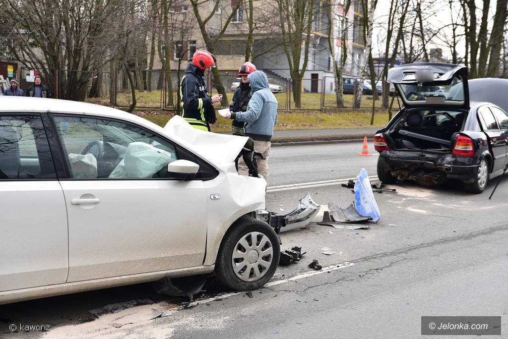 zderzenie-w-poblizu-zajezdni-mzk-foto-73924