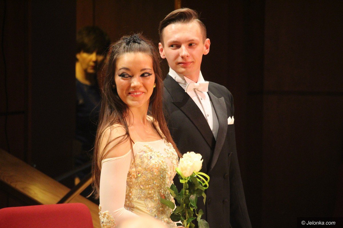 w-filharmonii-kobiety-bawiy-sie-wspaniale-foto-73943