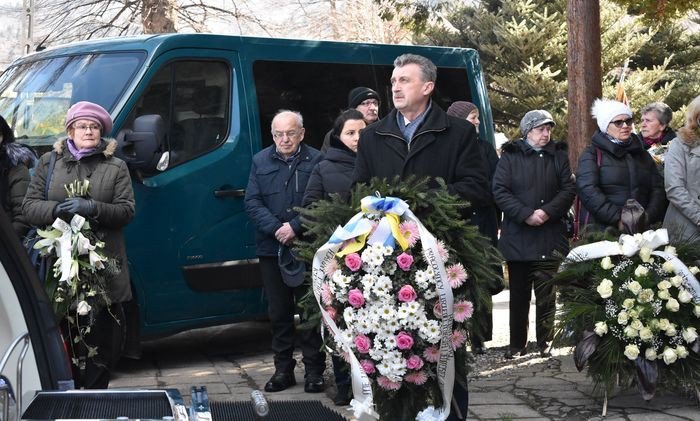 ostatnia-droga-byego-proboszcza-piechowic-foto-73962