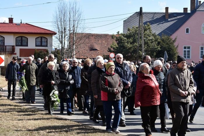 ostatnia-droga-byego-proboszcza-piechowic-foto-73962