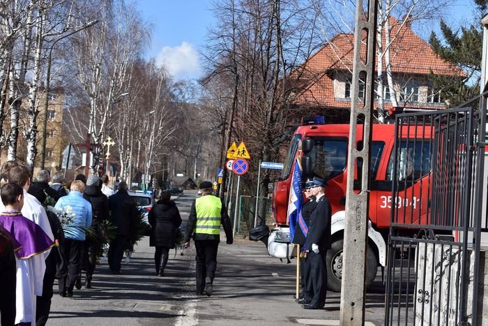 ostatnia-droga-byego-proboszcza-piechowic-foto-73962